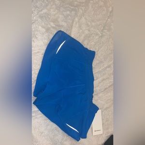 Lululemon Hotty Hot LR Short 2.5” Lined Color: Wild Blubell